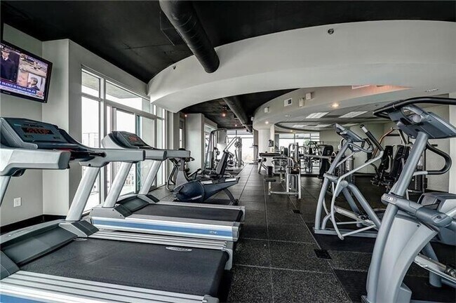 Foto del edificio - 250 Pharr Rd NE