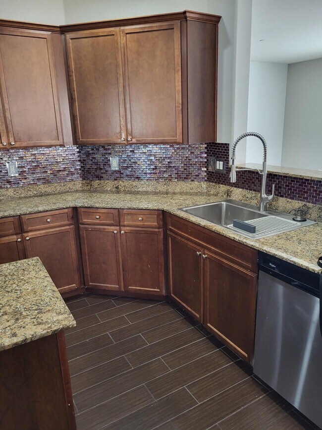 Foto del edificio - 1137 Evergreen Cove St