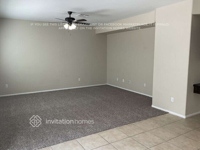 Foto del edificio - 10749 Drake Ridge Ave
