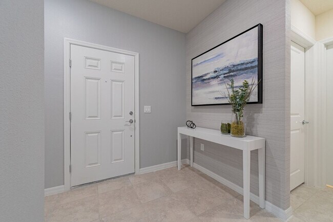 Building Photo - 886 Paradise Dr