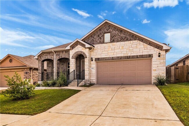 Building Photo - 13117 Henneman Dr