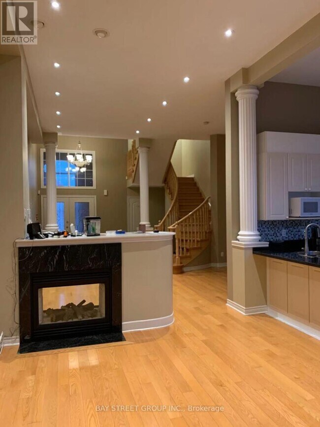 Building Photo - 133 Frank Endean Rd