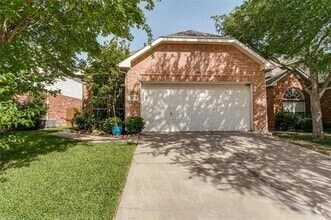 Building Photo - 11729 Ficus Dr
