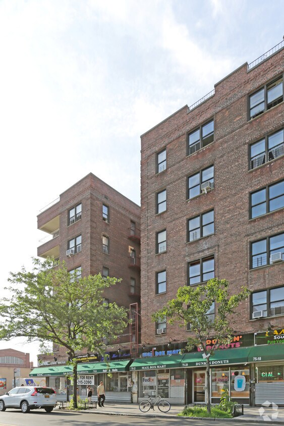 Foto del edificio - 3709 75th St