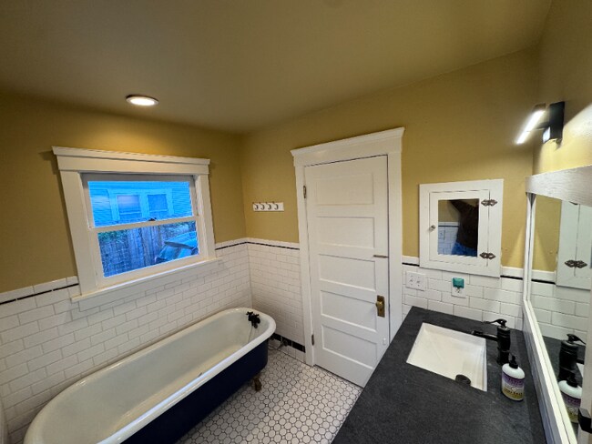 Foto del edificio - 643 Wright St