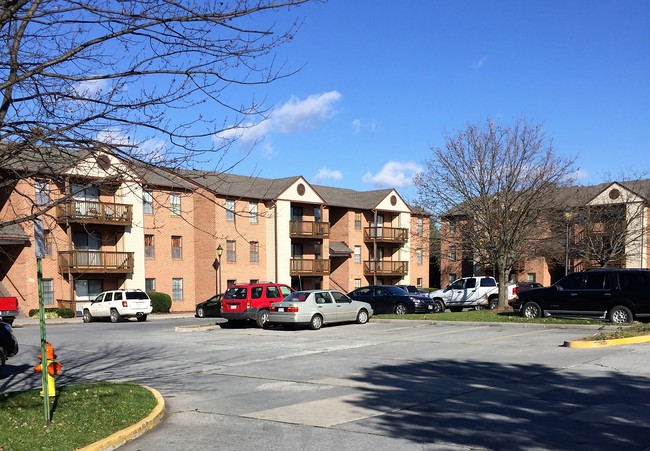 Foto del edificio - 815 Thomas Ct