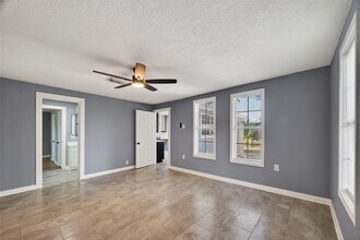 Building Photo - 4727 Arvilla Ln