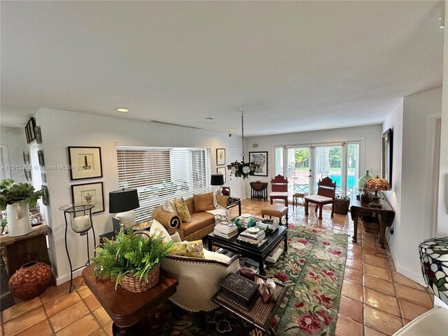 Building Photo - 8940 SW 75th St