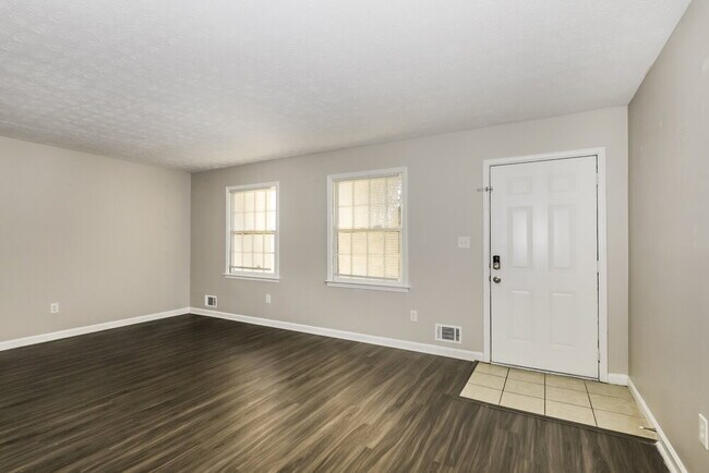 Foto del edificio - 5789 Northfield Dr