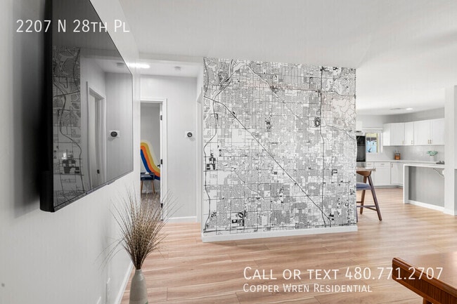 Foto del edificio - 2207 N 28th Pl