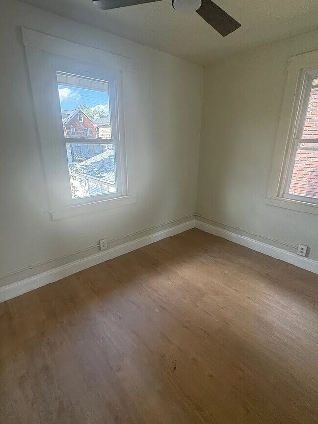 Foto del edificio - Spacious Family Home in East Pittsburgh