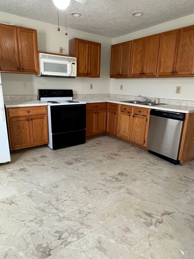 2397 Wade Rd W Unit Wade Road West, Loudon, TN 37774 Apartments in