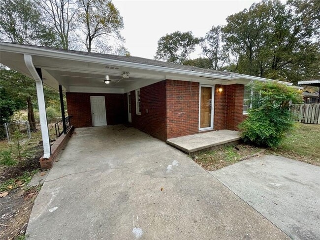 Building Photo - 6328 Oakview Ln