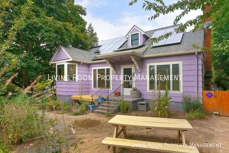 Foto principal - 2927 SW Hume Ct