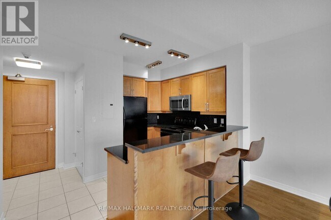 Photo du bâtiment - 570 Laurier Ave W