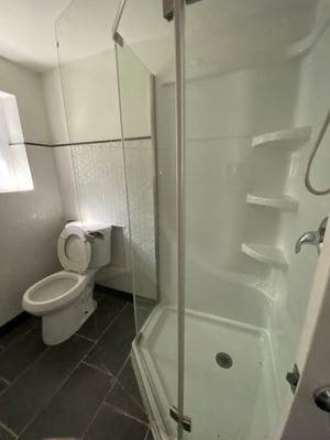 Building Photo - 122 S Carlton St