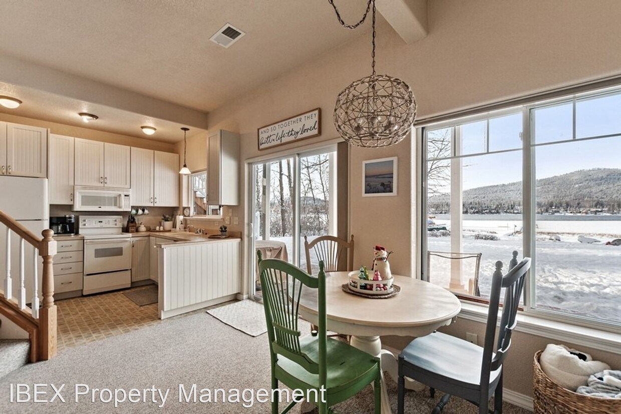 Foto principal - 2 br, 2 bath House - 432 A Dakota Ave.