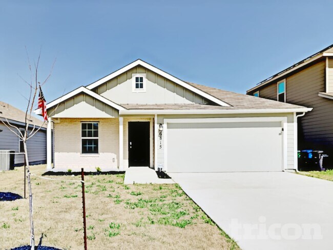 Foto del edificio - 6815 Hibiscus Falls