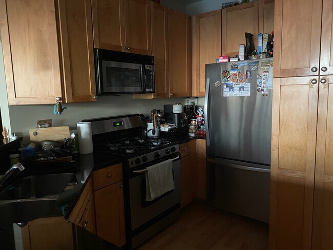KItchen - 6444 W Belmont Ave