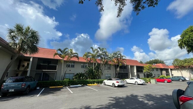 Foto del edificio - 1050 NW 13th St