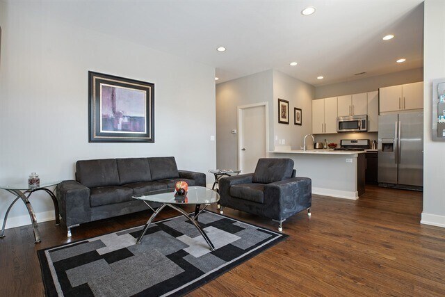 Foto del edificio - 2750 W North Ave