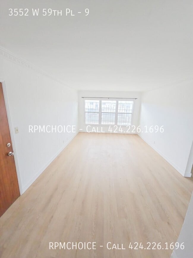 Building Photo - 3552 W 59th Pl