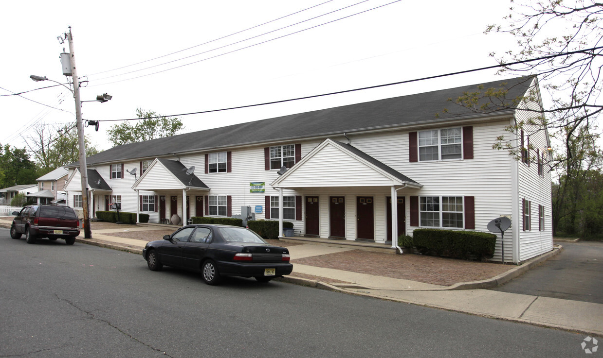 Foto del edificio - Jamesburg Apartments