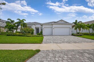 Building Photo - 10904 Stellar Cir