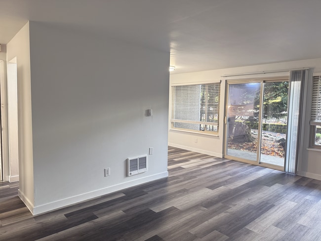 Interior Photo - Arise Highline