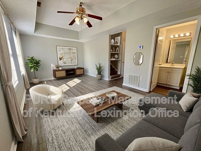Foto del edificio - 2561 MacKenzie Ln