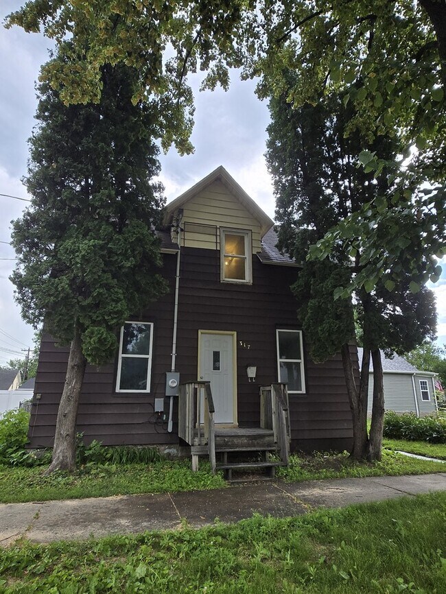 Foto del edificio - 317 6th Ave N