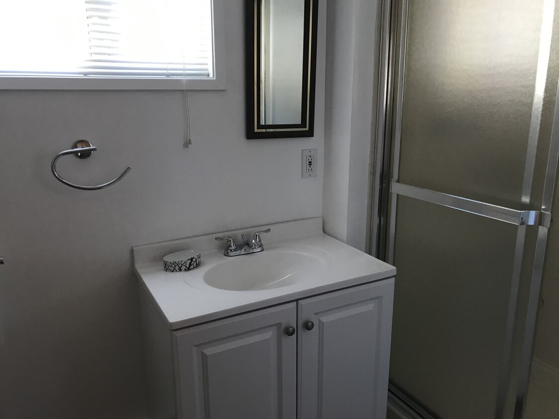 Foto principal - 641 Hemlock St