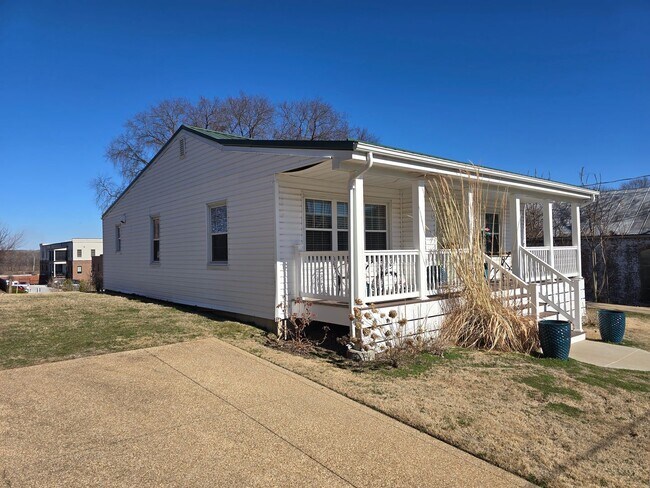 Foto del edificio - Beautiful Single Family Rental Home - Downtown Washington MO 63090