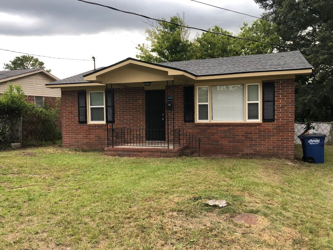 823 Edwards Ave, Macon, GA 31204 House Rental in Macon, GA