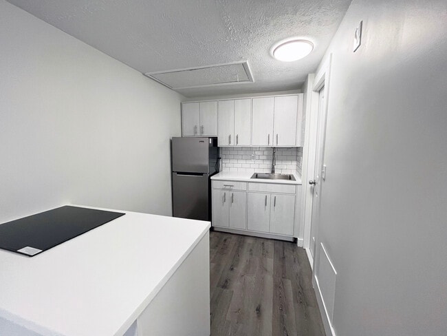 Foto del edificio - Pine Grove Apartments