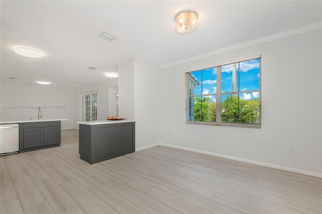 Foto del edificio - 315 W Cypress Cove Cir