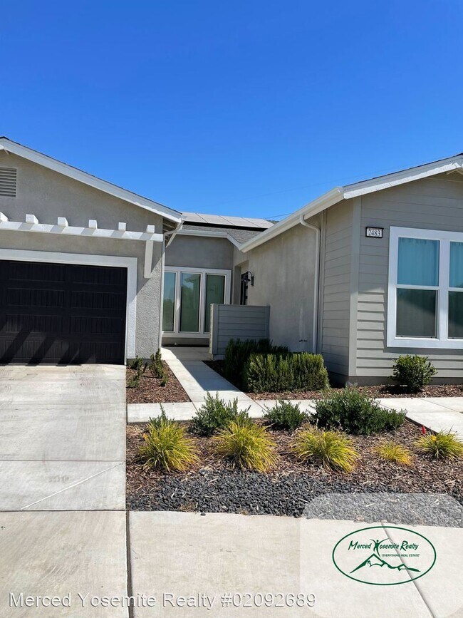 Foto del edificio - 4 br, 3 bath House - 2483 Valverde Dr