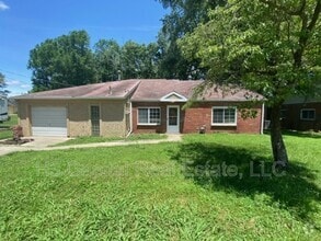 Building Photo - 27 Fahey Pl