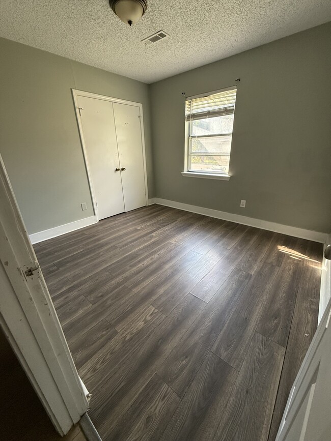 Foto del edificio - 133 Center St