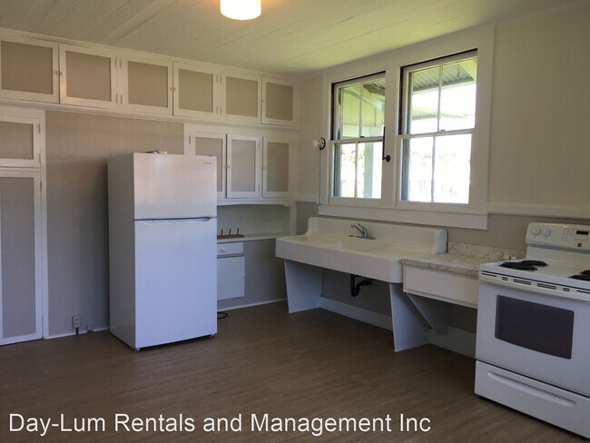 Building Photo - 3 br, 1.5 bath House - 1465 Kilauea Avenue