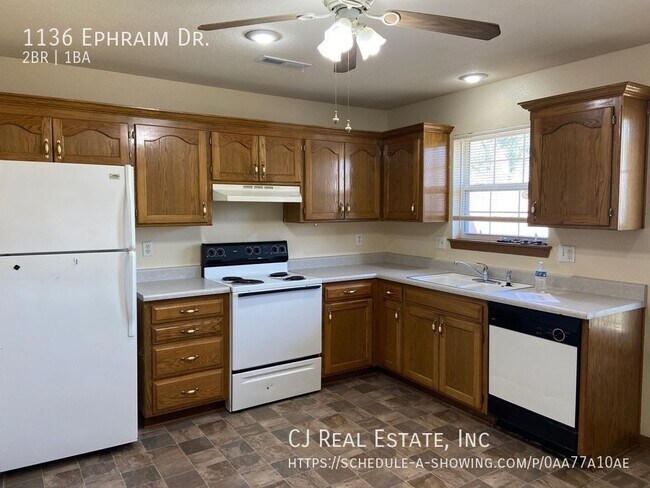 Building Photo - 1136 Ephraim Dr