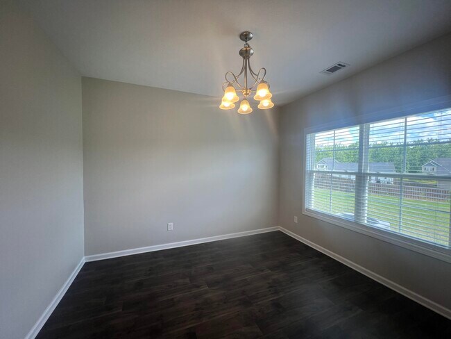 Foto del edificio - 4017 Pensacola Way