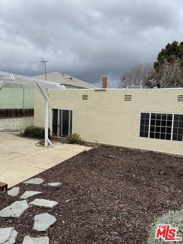 Building Photo - 4228 W 59th Pl