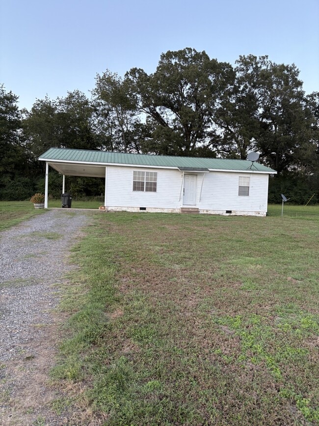 Building Photo - 15040 AR-333