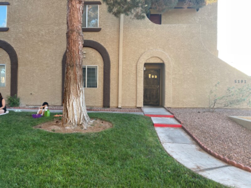 Foto principal - 5191 W Pioneer Ave