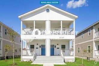 Building Photo - 3139 4th Ave S