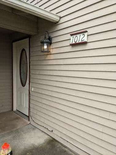 Building Photo - 1012 13th St Ct NW