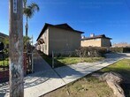Foto principal - 2 bedroom, 1.5 bathroom townhouse.