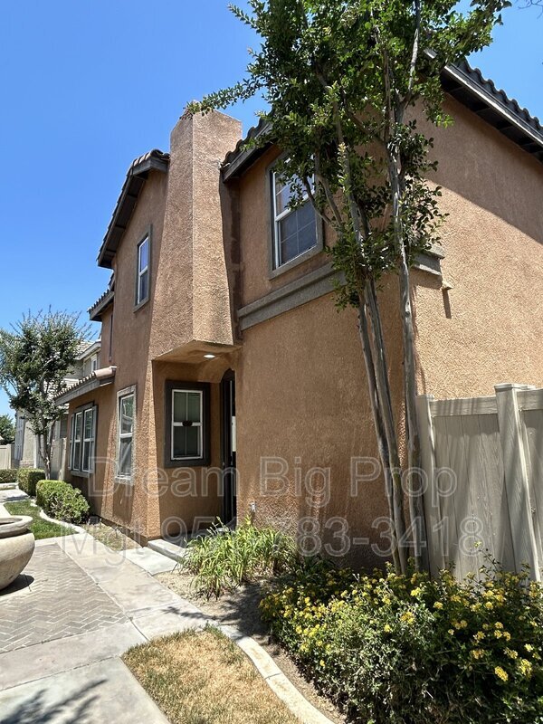Building Photo - 4510 Bella Ct
