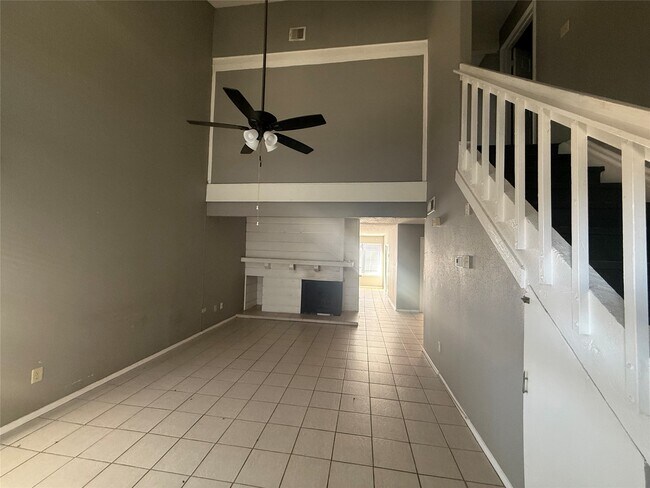 Foto del edificio - 8498 Dairy View Ln
